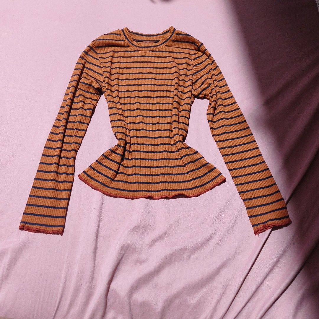 bench striped longsleeve top orange (Category: Longsleeves) located in Rizal. Submitted by irea_aeri (Listing ID 1469353178, Image 1). Description: brand: bench philippines size: s color: orange with black stripes material: cotton (58%), polyester, spandex.