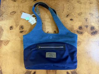 (Category: ) located in . Submitted by katoshops (Listing ID 1469200172, Image 1). Description: .