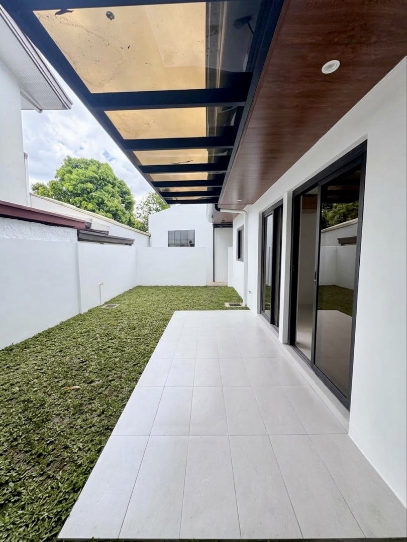 (Category: ) located in . Submitted by nicolo.remaxprimeph (Listing ID 1469214960, Image 1). Description: .
