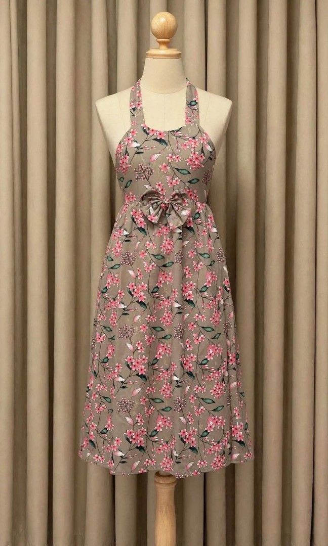 Bi Girls Dresses (Category: Babies & Kids Fashion) located in Rizal. Submitted by absolutelybeautifulph (Listing ID 1469244081, Image 2). Description: Big Girls Dresses 11yo ung model 5'3 height 180 pesos each Negotiable kung Take all Brgy San Isidro Taytay Rizal Landmark Jb Badminton Court Open for meet up, pick up or shipping Sf shouldered by customer Lalamove Flash Jnt.