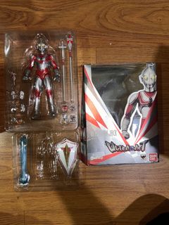 Kaiju ultraman 6.5, Toys & Collectibles, Figurines & Models, Figurines ...