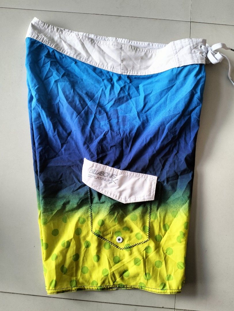 Billabong boardshort (Category: Activewear) located in San Carlos City. Submitted by guioverlua72920 (Listing ID 1469169795, Image 3). Description: Billabong W30-32 L19 Excellent condition No issue ₱450+sf location San Carlos city Negros Occidental.