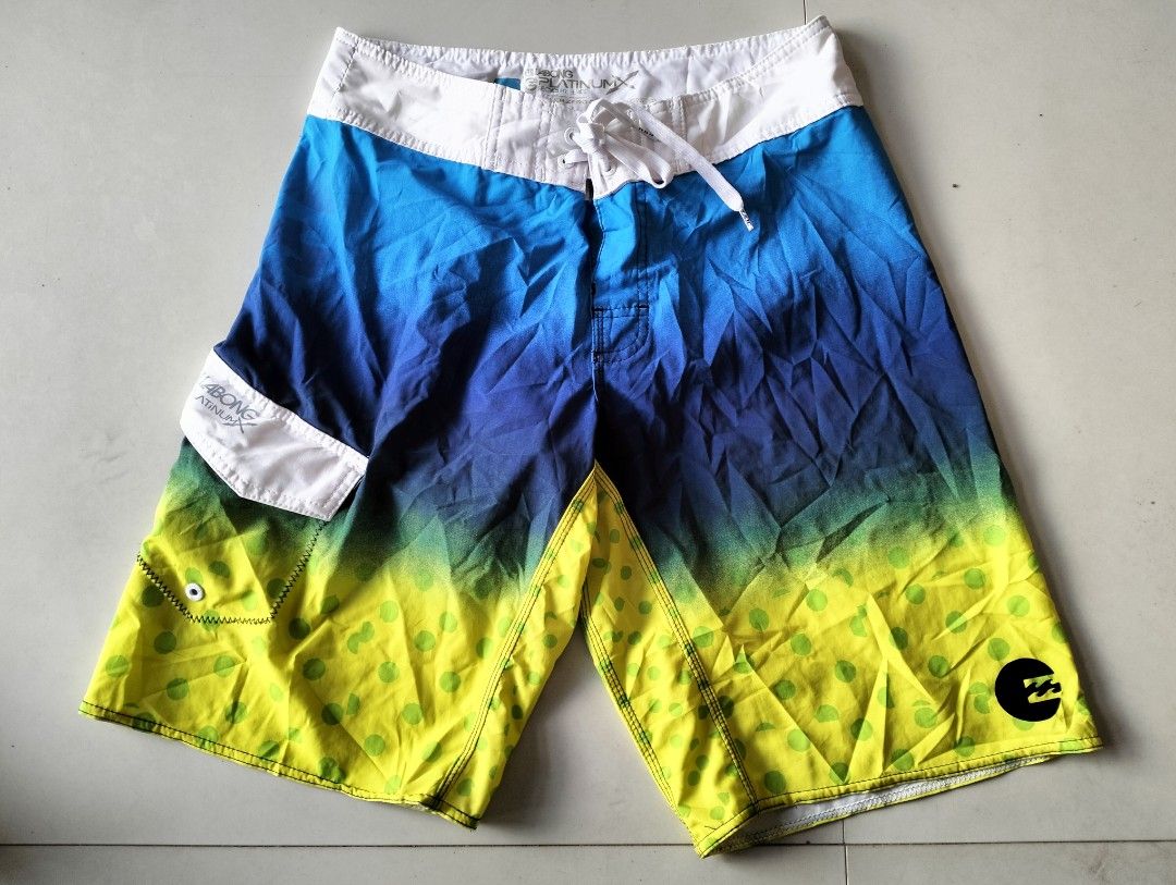 Billabong boardshort (Category: Activewear) located in San Carlos City. Submitted by guioverlua72920 (Listing ID 1469169795, Image 1). Description: Billabong W30-32 L19 Excellent condition No issue ₱450+sf location San Carlos city Negros Occidental.
