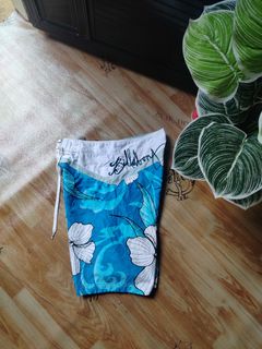 (Category: ) located in . Submitted by thriftnidodong_23 (Listing ID 1469269764, Image 1). Description: .