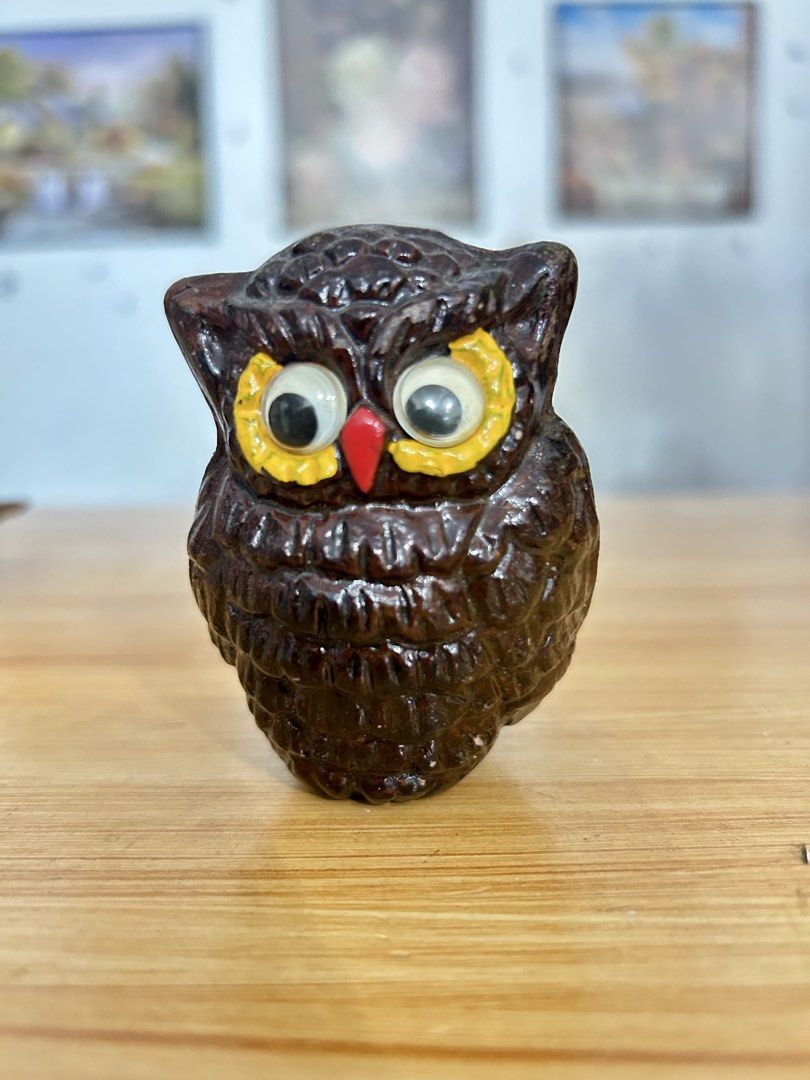 Bird Set (Category: Vintage Collectibles) located in Bustos. Submitted by gthings.collectibles (Listing ID 1469243163, Image 2). Description: ✨ VINTAGE COLLECTIBLES FOR SALE! ✨ Calling all antique lovers and collectors! Up for grabs are these two super unique, pre-loved decorative pieces to add character sa inyong space: Yours at ₱350 🦉 Vintage Japanese Clay Owl Whistle (Tsuchibue) • Size: Around 7cm tall • Details: Hindi lang siya display, it’s
