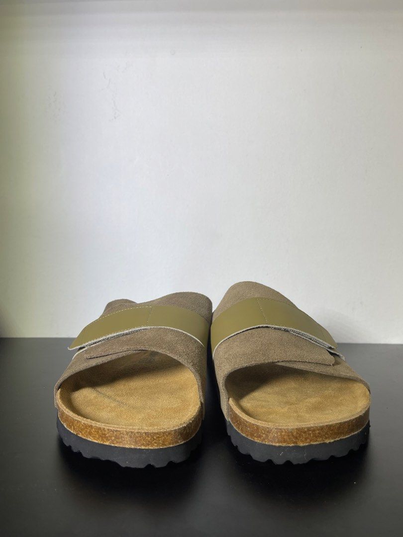 Birkenstock (Category: Slippers & Slides) located in Manila. Submitted by mine2ownit (Listing ID 1469217640, Image 3). Description: loc manila No issue.