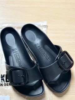 (Category: ) located in . Submitted by thriftz2.spaze (Listing ID 1469356721, Image 1). Description: .