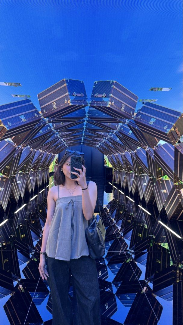 bkk top (Category: Sleeveless) located in Marilao. Submitted by camillaaa_ (Listing ID 1469215428, Image 2). Description: bkk sleevless top can fit up to med bought it in bangkok kasi wala na akong masuot hahaha used once only can pass as brand new! 💫.