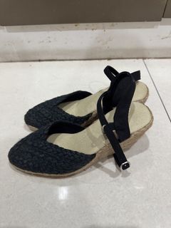 (Category: ) located in . Submitted by cheska.p (Listing ID 1469272153, Image 1). Description: .