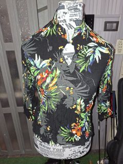 (Category: ) located in . Submitted by mialiurshop (Listing ID 1469226085, Image 1). Description: .