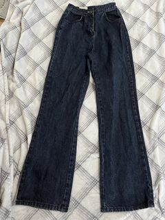 (Category: ) located in . Submitted by gbwardrobe (Listing ID 1469251462, Image 1). Description: .