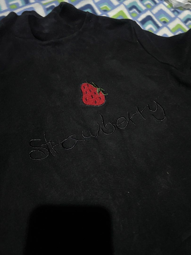 Black Strawberry Embroidered Sweatshirt (Category: Coats, Jackets and Outerwear) located in Manila. Submitted by sapsari (Listing ID 1469303674, Image 2). Description: -Needs wash para maalis yung white spots -super kapal..