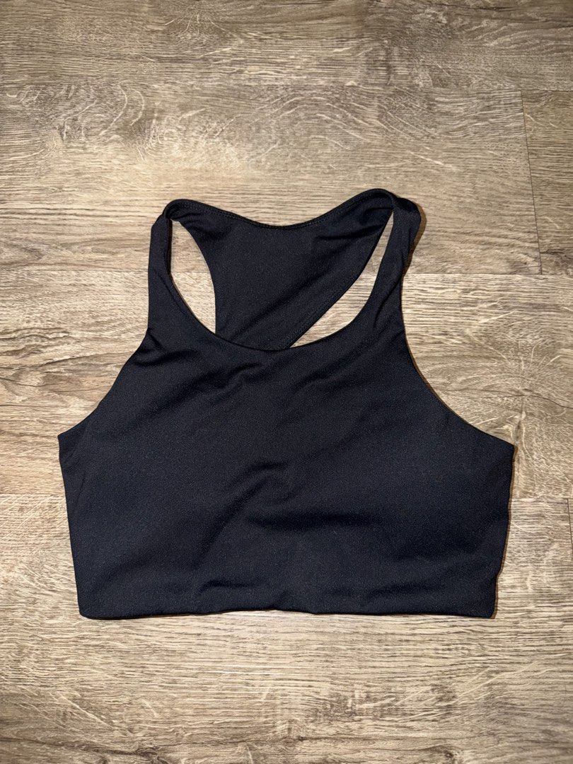 Black Yoga Top (Category: Activewear) located in Quezon City. Submitted by jrlcloset (Listing ID 1469278400, Image 3). Description: Negotiable Size S - Bust 69 cm, Hem 59 cm, Length 31 cm Padded Decluttering .