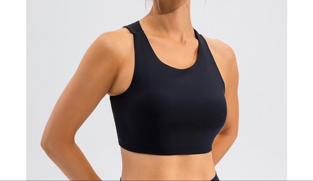 Black Yoga Top (Category: Activewear) located in Quezon City. Submitted by jrlcloset (Listing ID 1469278400, Image 1). Description: Negotiable Size S - Bust 69 cm, Hem 59 cm, Length 31 cm Padded Decluttering .
