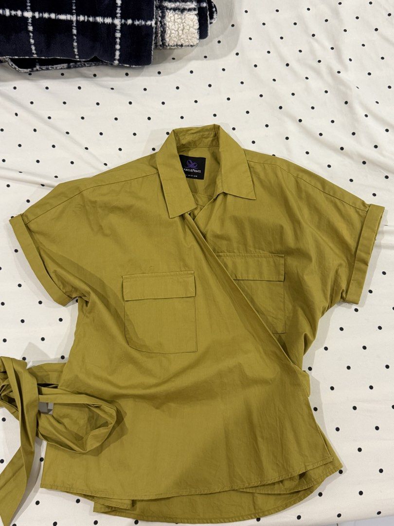 Blouse - Plains and prints (Category: Blouses) located in Manila. Submitted by warmocean.2eb550 (Listing ID 1469302548, Image 1). Description: Mustard yellow L on tag fits M .