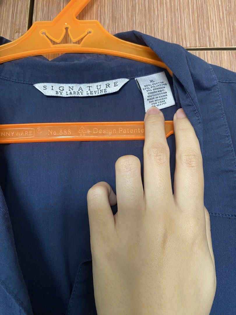 Blue Button-Up Shirt (Category: Blouses) located in Paranaque City. Submitted by declutterbykat (Listing ID 1469179747, Image 2). Description: 🔖 rfs: decluttering 📍 parañaque city 💸 mop: gcash or maya only 🚖 mod: lalamove, grab, or jnt .