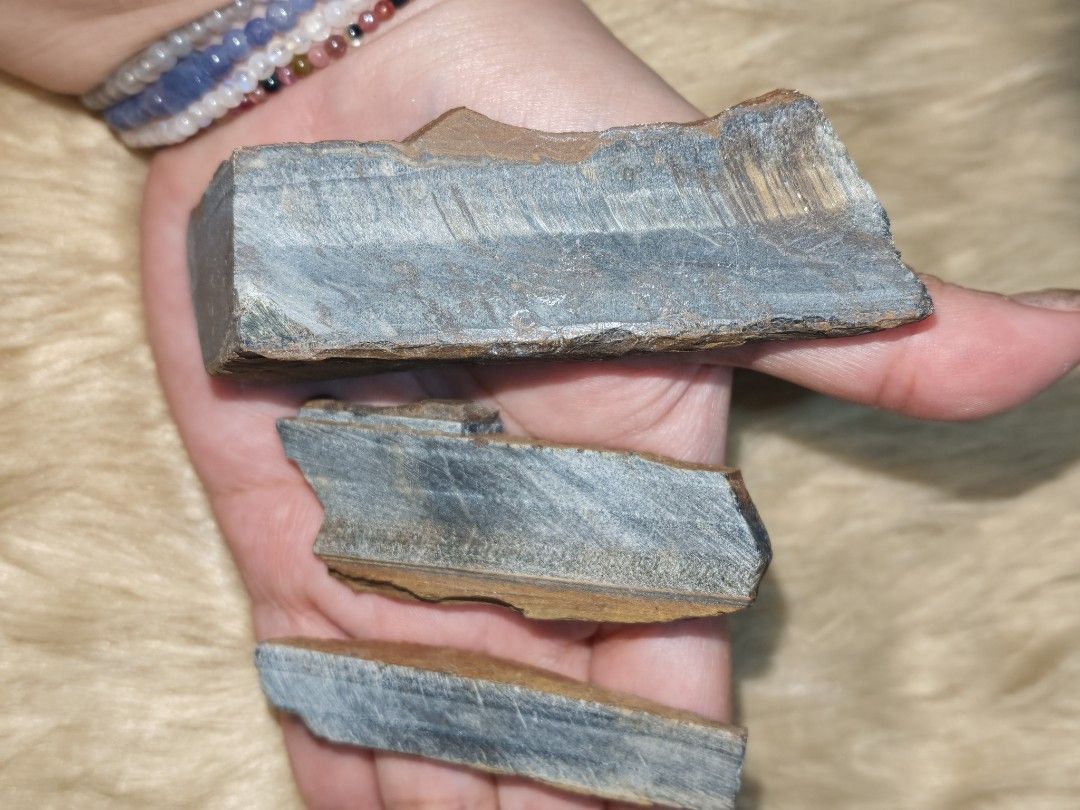 Blue Tiger Eye Bundle Take All (Category: Precious Stones) located in Quezon City. Submitted by piaoliangcollections.ph (Listing ID 1469297725, Image 3). Description: Get this all for 1500. PM for sure buyer..
