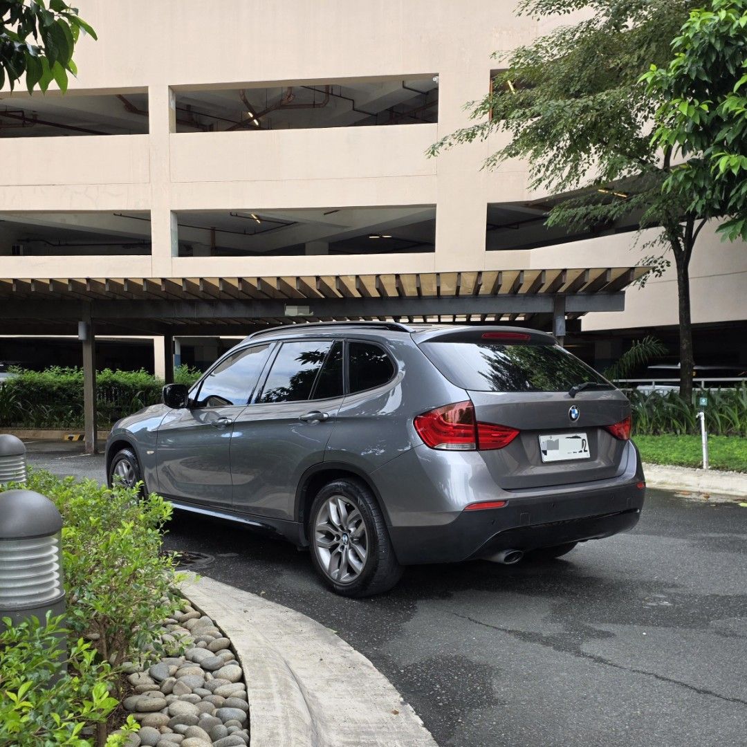 BMW X1 sDrive 18d Auto (Category: Used Cars) located in Bacolod City. Submitted by zee_tee (Listing ID 1469337370, Image 2). Description: Direct buyers only View car first before giving an offer price Low-ball offers will politely be ignored 2012 BMW X1 sDrive 18d 6-Speed Automatic Space Grey on black 88t km Original BMW X Line body kit Street coilover suspension LED projector headlights with halo rings Complete keys and manuals Well maintained S