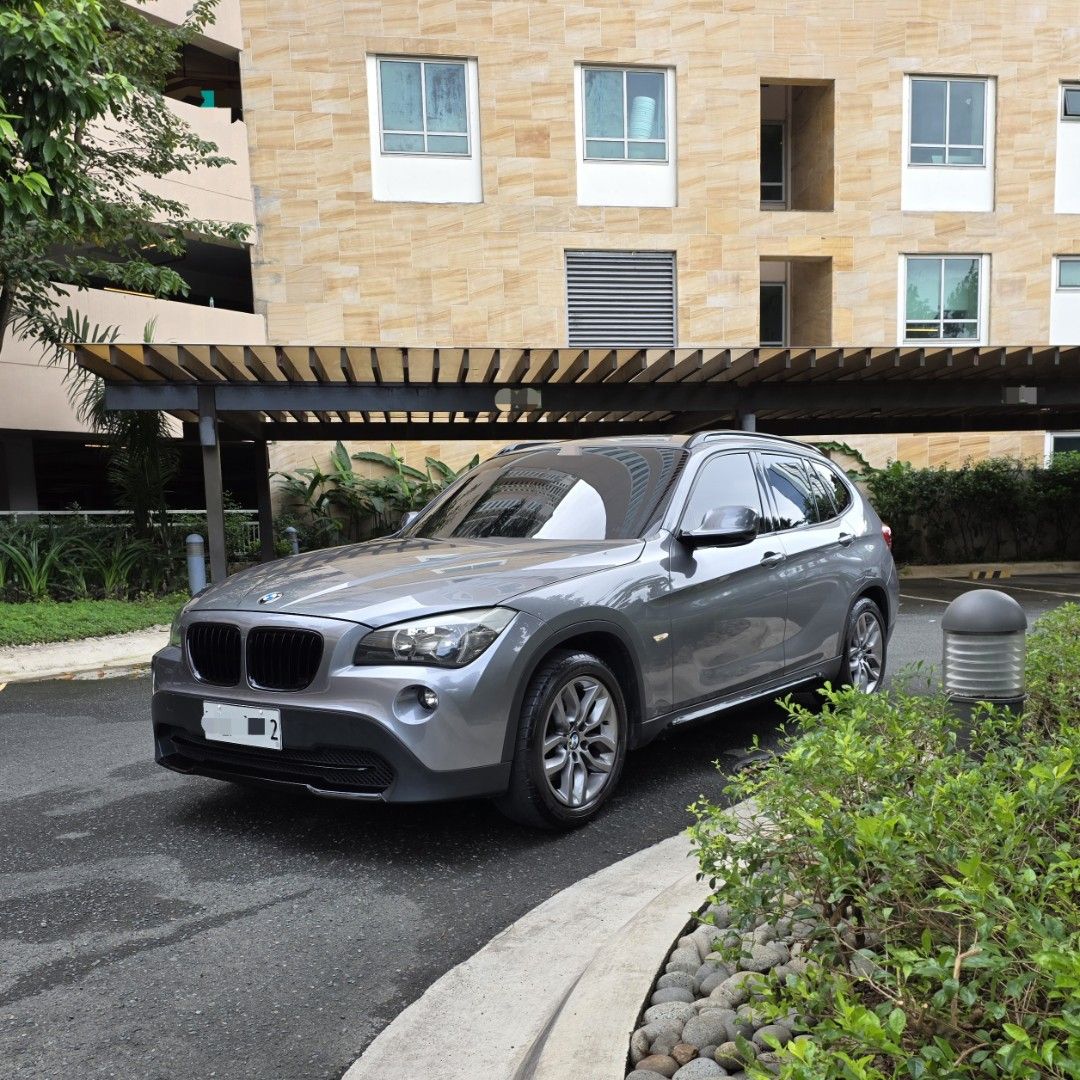 BMW X1 sDrive 18d Auto (Category: Used Cars) located in Bacolod City. Submitted by zee_tee (Listing ID 1469337370, Image 1). Description: Direct buyers only View car first before giving an offer price Low-ball offers will politely be ignored 2012 BMW X1 sDrive 18d 6-Speed Automatic Space Grey on black 88t km Original BMW X Line body kit Street coilover suspension LED projector headlights with halo rings Complete keys and manuals Well maintained S