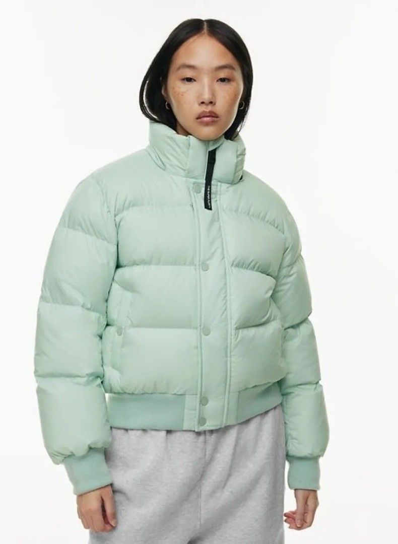 [BNWT] Authentic Aritzia The Super Puff Bomber Jacket – Mint Green (XS) (Category: Coats, Jackets and Outerwear) located in Gapan. Submitted by lovelypreloved1497 (Listing ID 1469236004, Image 1). Description: [BNWT] Authentic Aritzia The Super Puff Bomber Jacket – Mint Green (XS) 📝 Product Description Condition: Brand New with Tags (BNWT) – Never worn, perfect pristine condition! Brand: Aritzia (TNA) Style: The Super Puff™ Bomber Color: Pastel 
