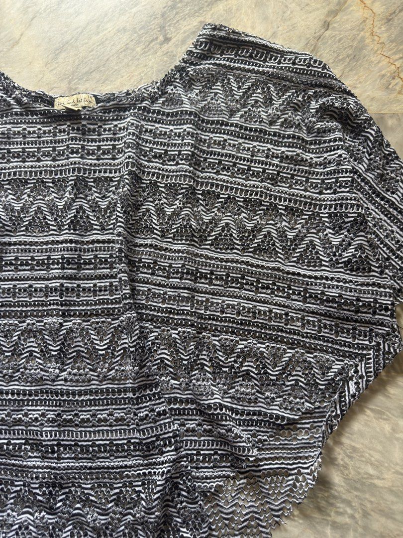 Boho Style Top (Category: Blouses) located in Cainta. Submitted by veronicasdeclutter (Listing ID 1469173056, Image 2). Description: .