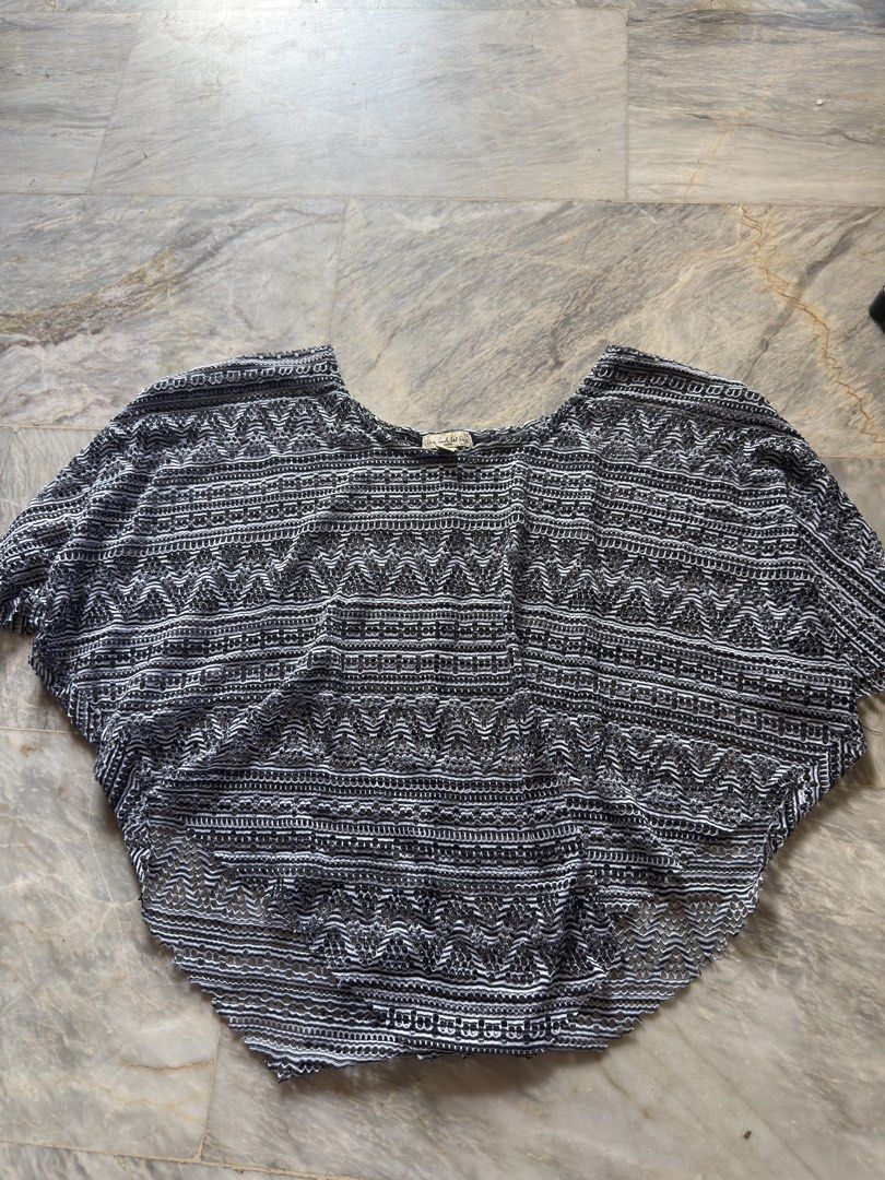 Boho Style Top (Category: Blouses) located in Cainta. Submitted by veronicasdeclutter (Listing ID 1469173056, Image 1). Description: .
