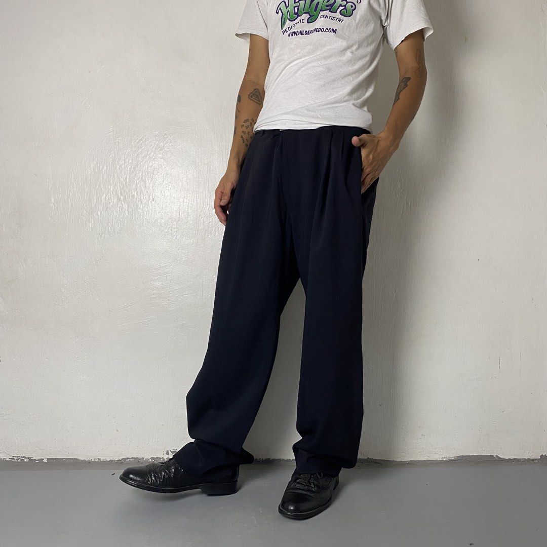 Boss Hugo👞| Black Straight Loose Slacks (Category: Trousers) located in Bulacan. Submitted by orc.ph (Listing ID 1469258809, Image 3). Description: Boss hugo 👖| Black Slacks Trouser Pants Material Used: Wool - Black - Belt Loop Attached - Multi Pockets - Zipper and Button Closure - Trouser - Casual - Semi Formal - Formal -Size: S -Waistline: 30” -Length: 41” -Thighs: 13” -Leg Opening: 9” -Rise: 12” -Model: ‘’5’5, 65kg, Waistline 32 - Medium to 