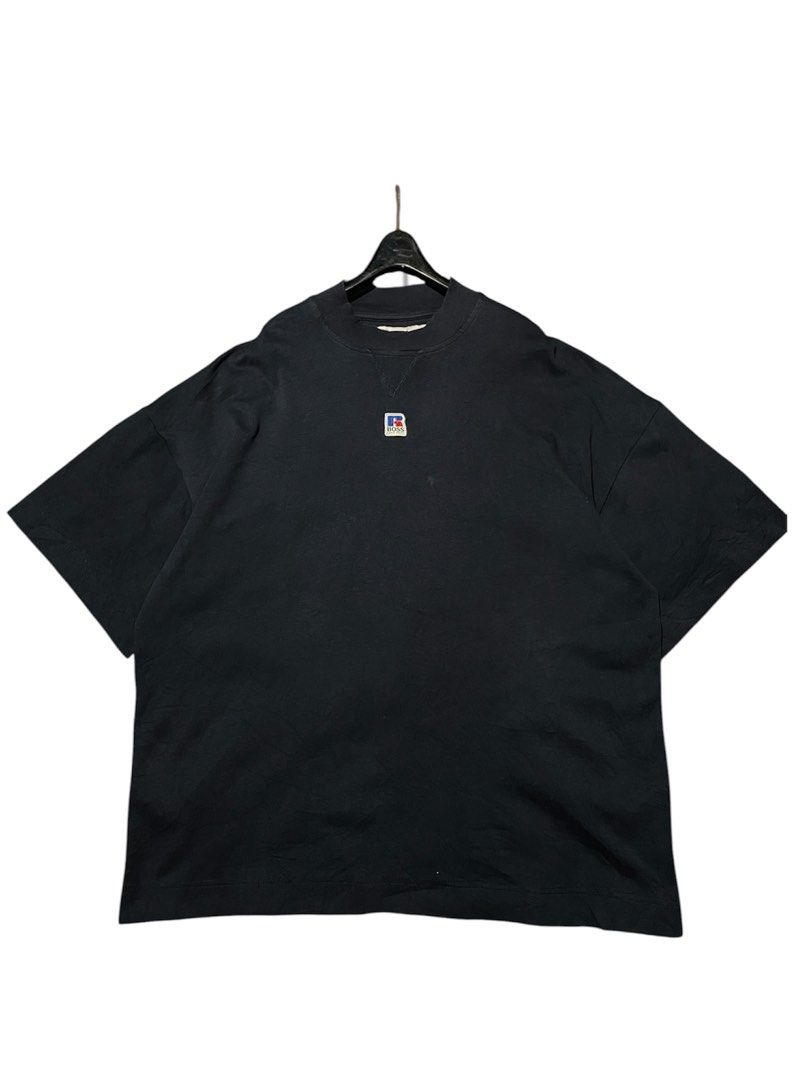 Boss Hugo Boss (Category: Activewear) located in Munoz. Submitted by bb_jimbo0 (Listing ID 1469280851, Image 1). Description: Boss Hugo Boss x Russell Athletic .