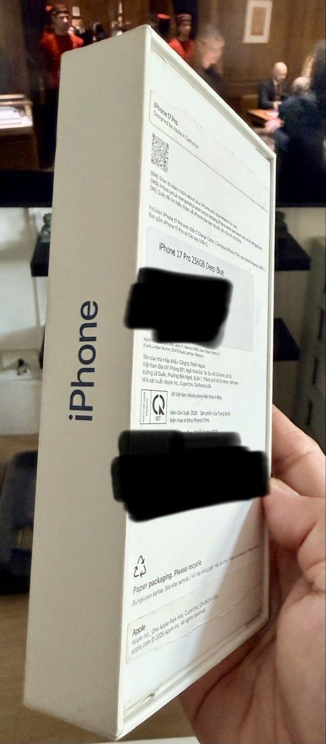 BOX ONLY - Apple iPhone 17 Pro 256GB Deep Blue (Category: iPhone 17 Series) located in Pasig City. Submitted by ymirgm (Listing ID 1469173132, Image 3). Description: Original box packaging.