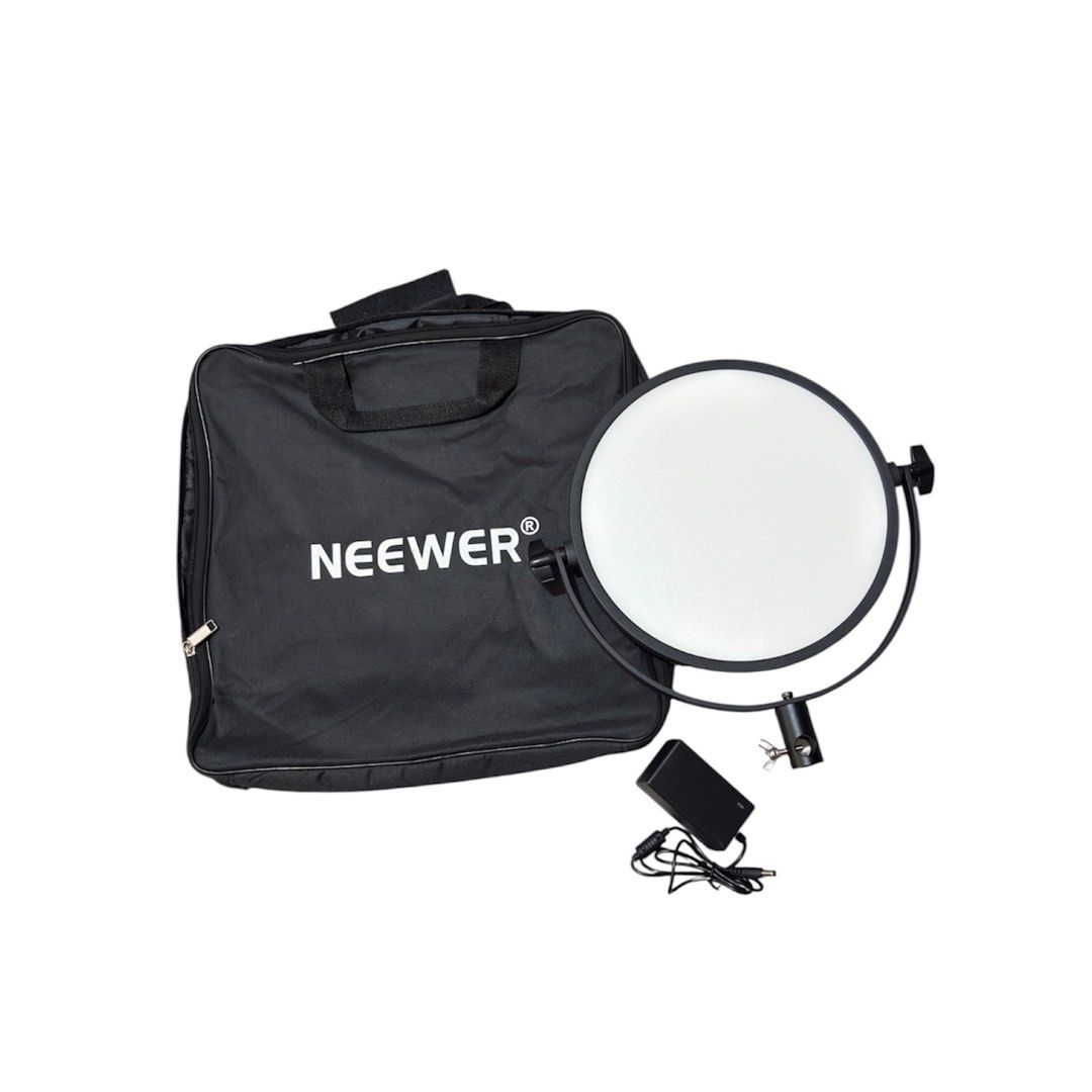 Brandnew Neewer NL-200A Round Panel Light (Category: Other Photography Accessories) located in Paranaque City. Submitted by dalle_closet (Listing ID 1469212351, Image 1). Description: brandnew po 5900 price nito sa blue app working well.