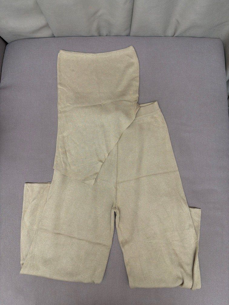 Brown Tube and Trousers Coordinates Set (Category: Sets or Coordinates) located in Las Pinas. Submitted by thealyssacloset (Listing ID 1469235853, Image 2). Description: .