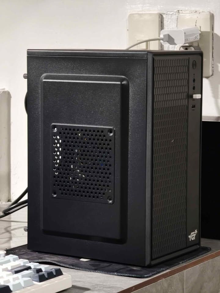 Budget Desktop for Sale (Category: Desktops) located in Bulacan. Submitted by dezutech (Listing ID 1469182670, Image 2). Description: Selling budget system unit - good for browsing, documents and esports game (low settings) Specifications: Intel Core i3 9100F 8Gb 2666Mhz DDR4 H310M Motherboard 256GB SSD SATA Inno3D GT710 1GB YGT Case YGT PSU Php6000 Baliuag Bulacan Location Pick up or Lalamove 7 days personal warranty .
