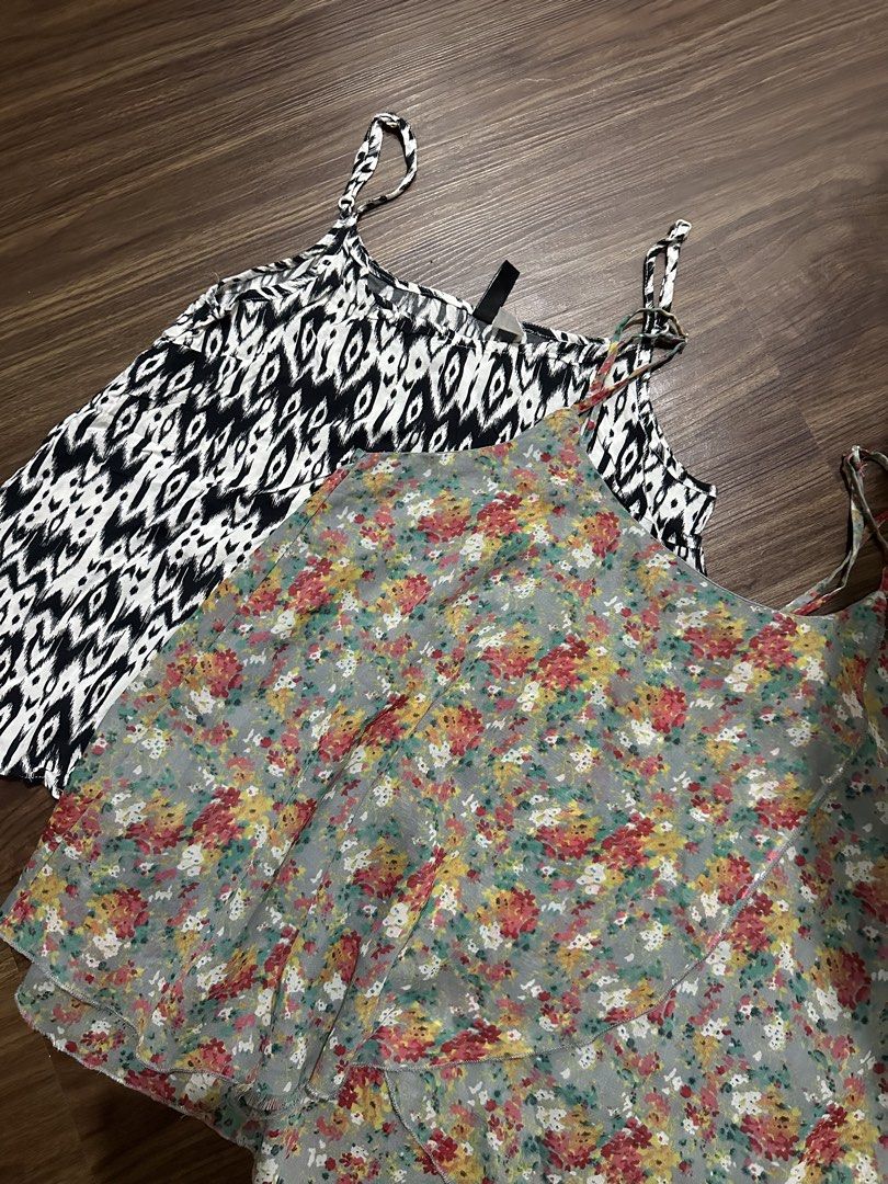 Bundle - Sleeveless tops (with adjustable straps) (Category: Sleeveless) located in Manila. Submitted by brownbutterlatte (Listing ID 1469170865, Image 3). Description: Get 2 tops for only ₱550! Super chill & comfy to wear! Perfect for errands & casual days. Get each for ₱350! Can fit S- Medium Straps are adjustable. RFS: Decluttering.