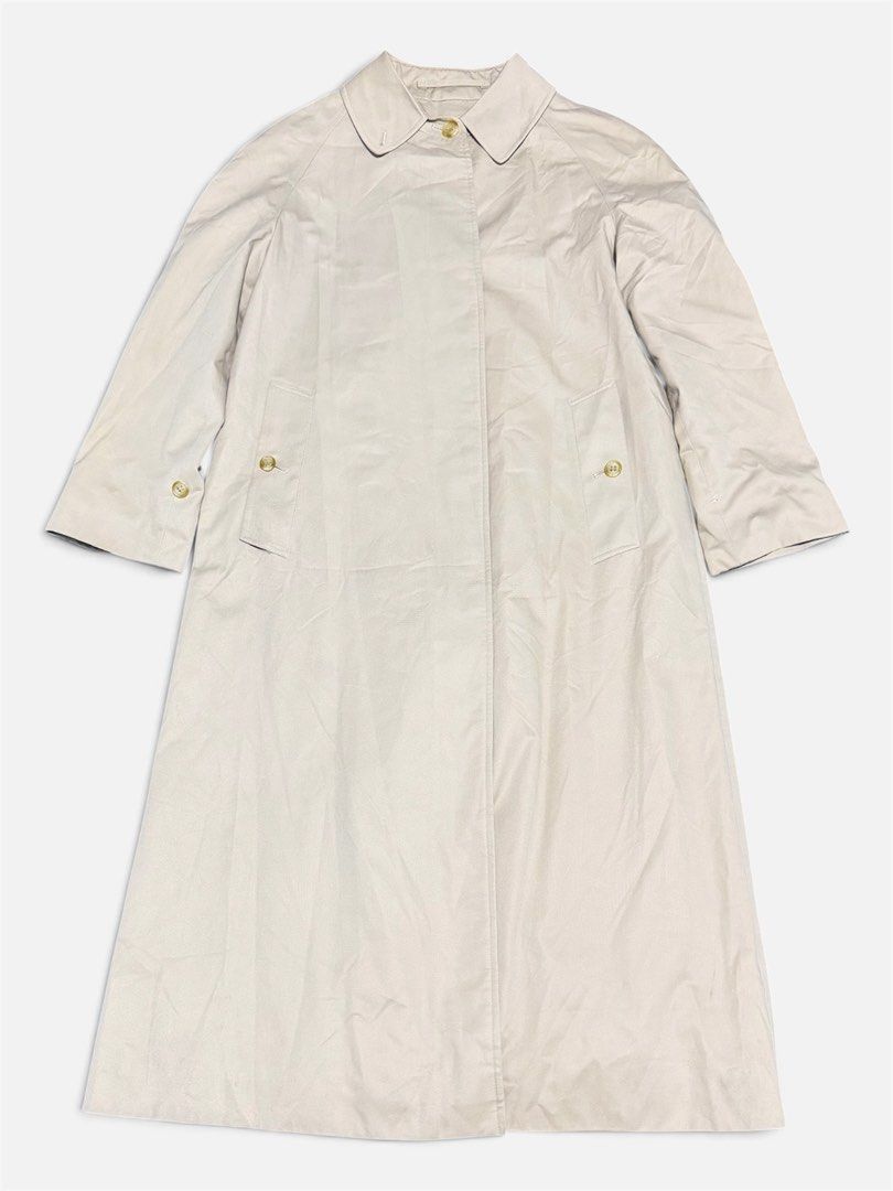 BURBERRY BEIGE TRENCH COAT (Category: Coats, Jackets and Outerwear) located in Dasmarinas. Submitted by nvrgobrkagain. (Listing ID 1469295888, Image 2). Description: -Vintage burberry's beige trench coat with full alternate color beige plaid design on the inner part WIDTH : 20 IN LENGTH : 43 IN.