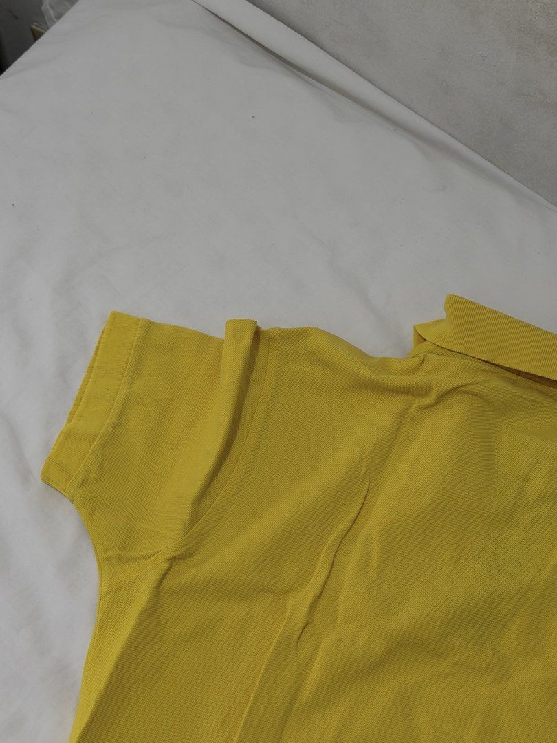 Burberry Polo (Category: Tshirts & Polo Shirts ) located in Bulacan. Submitted by block.by.ep (Listing ID 1469307482, Image 3). Description: Burberry Polo -Bright yellow -L tags 22.5x26 curated .
