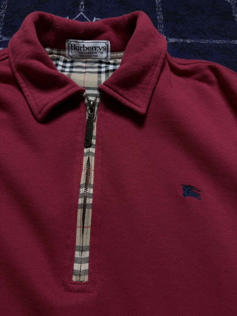 Burberry Quarter Zipper Jacket (Category: Luxury Apparel) located in Valenzuela. Submitted by telagram (Listing ID 1469209435, Image 2). Description: .