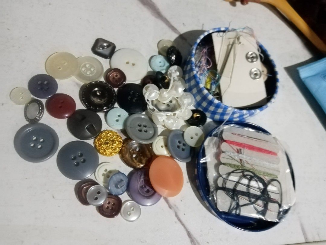 Buttons assorted, take all (Category: Craft Supplies & Tools) located in Caloocan City. Submitted by 4kidsstore (Listing ID 1469380437, Image 1). Description: .