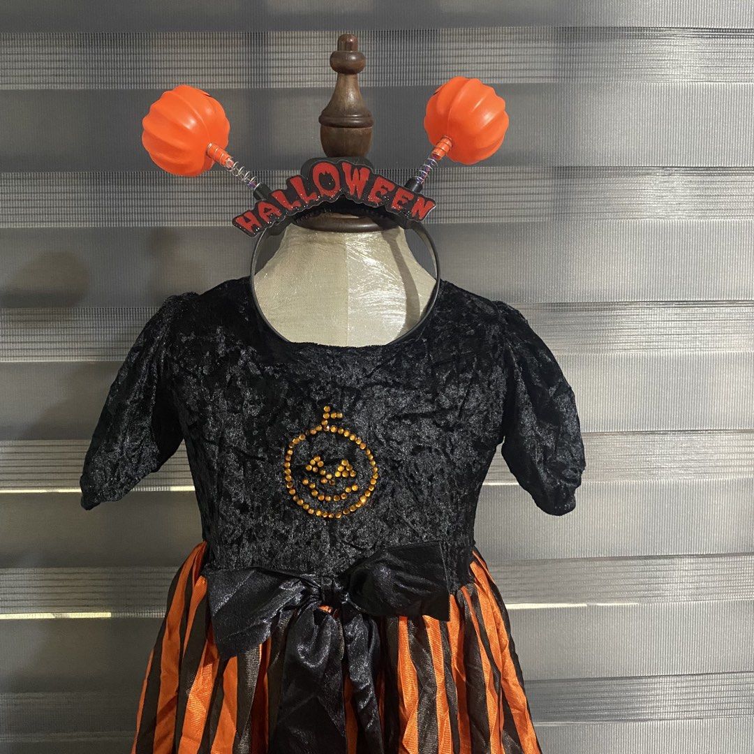 Calabasita Costume (Category: Babies & Kids Fashion) located in Caloocan City. Submitted by discusonlineshop (Listing ID 1469193624, Image 2). Description: 3 to 4 Y set headband and Bag .