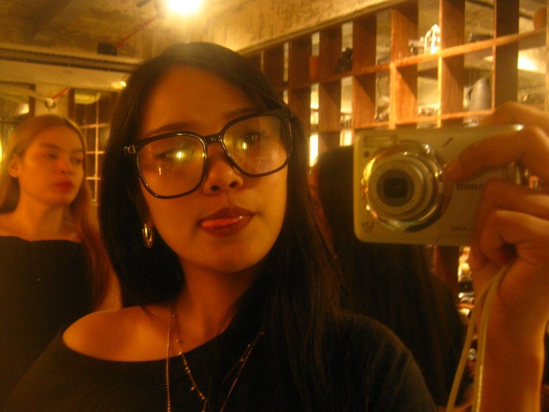 Canon PowerShot A480 10.0 Megapixels Digital Camera (Category: Cameras) located in Manila. Submitted by arianna.keizz (Listing ID 1469211199, Image 3). Description: FS! Canon Powershot A480 Price - ₱2,999 * Crisp Output! * Body cosmetics: 8/10 (Sign of usage) * Fully functional: all buttons, zoom, flash, etc Inclusion: * Unit * Battery * Charger * Strap * Sd card Honest Issue: * Lcd burn (output not affected) * no functional issues - All the samp