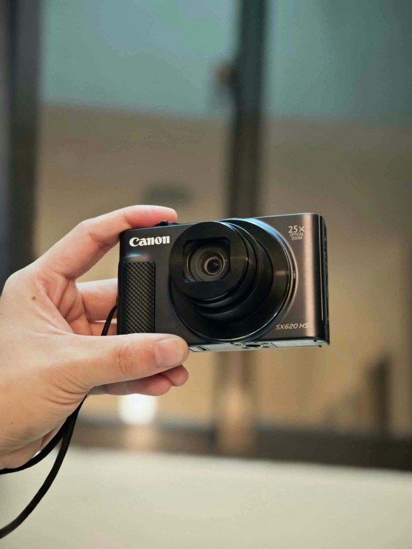 Canon PowerShot SX620 HS Digital Camera (Category: Cameras) located in Manila. Submitted by swiftmountain.988907 (Listing ID 1469189424, Image 1). Description: 📸 FOR SALE: Canon PowerShot SX620 HS 💰 **Price: ₱14,000** Looking for a compact camera that captures beautiful photos and videos? ✨ The **Canon SX620 HS** is perfect for travel, everyday photography, and capturing special moments! 🤍 📷 **Camera Details:** • 20.2 MP CMOS Sensor • 25x Opt