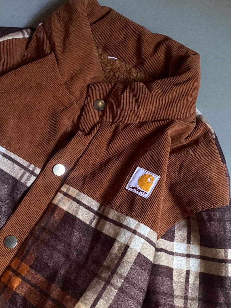 Carhartt Aspack (Category: Coats, Jackets and Outerwear) located in Angeles City. Submitted by ian.thrift_ph (Listing ID 1469164058, Image 3). Description: Jacket - 24.5/27 W/L XL on Tag Short - 26 - 36 (Garter) Length 19.