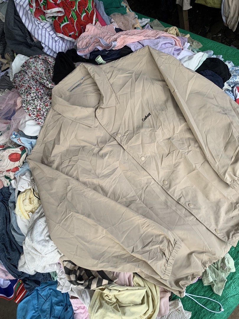 CARHARTT COACH JACKET (Category: Announcements) located in Manila. Submitted by ibramac11 (Listing ID 1469315662, Image 2). Description: .