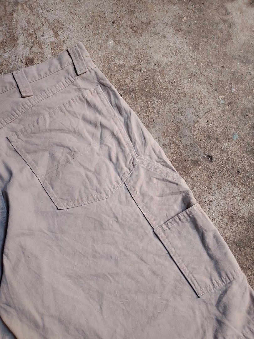 CARPENTER JORTS (Category: Jeans) located in Manila. Submitted by dmdump1069995 (Listing ID 1469302112, Image 3). Description: 🏷️ WRANGLER KHAKI CARPENTER JORTS BRAND: WRANGLER •waistline: 36 •length: 22.5 •thigh: 14 •leg opening: 11 •hard x heavy denim •issue none •need wash •color rate 10/10.