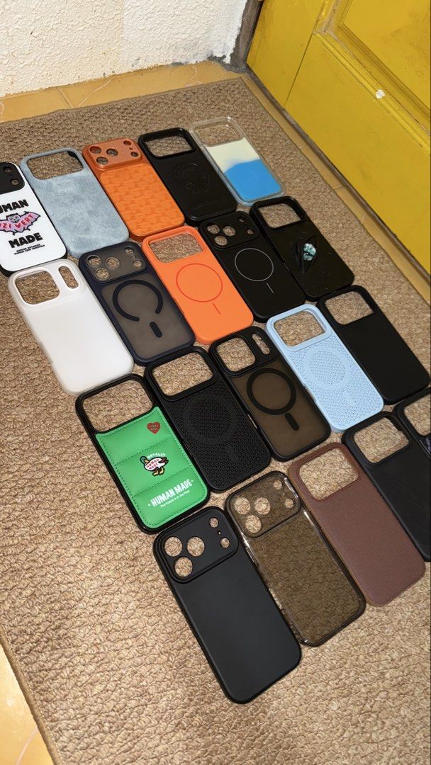 casing 17 pro (Category: Cases & Covers) located in Kota Bharu. Submitted by syahir.co (Listing ID 1469197844, Image 1). Description: kebanyakannya new. cod area kota bharu sahaja. harga sekeping RM10. ibarat beli yang baru sbb saya memang x pakai kalu paka pun smeta sebab minat paka hok transparent.