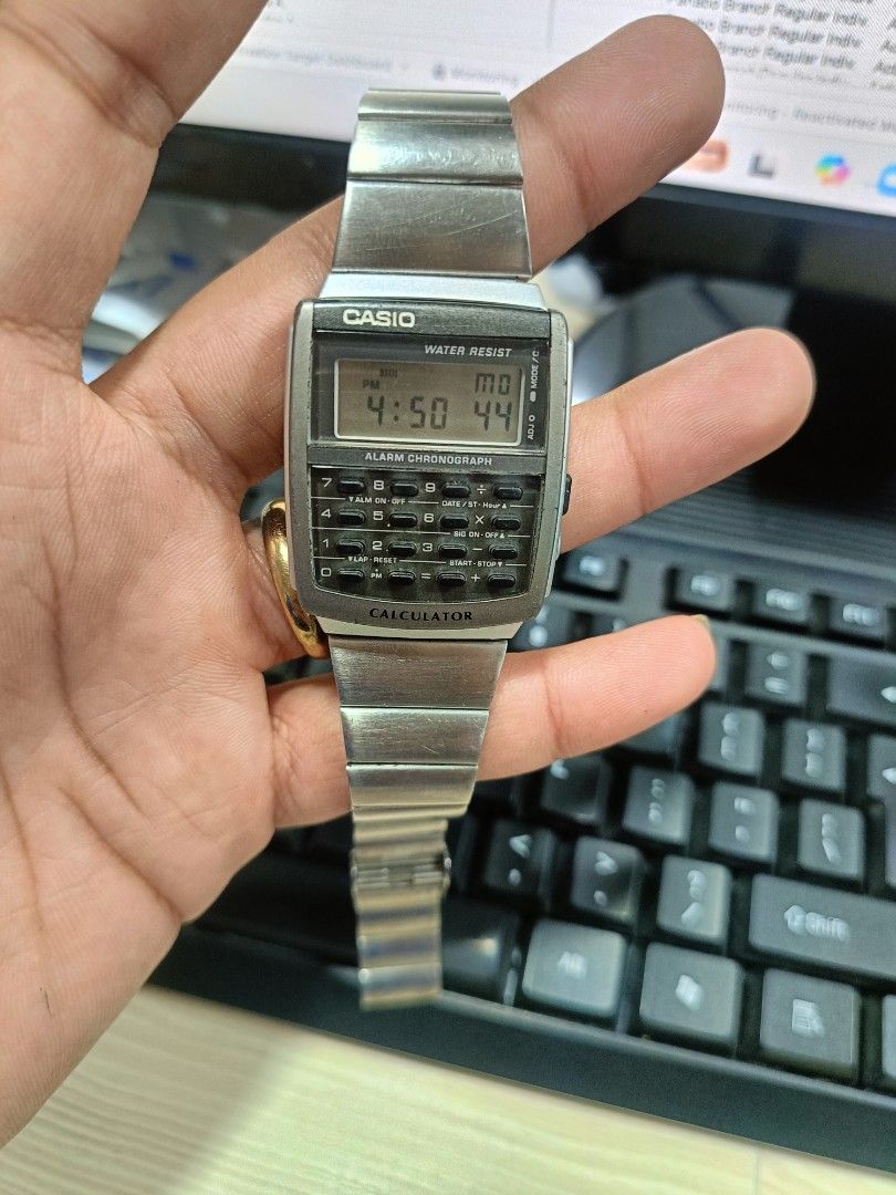Casio CA-506 Calculator Vintage Digital Watch (Category: Men's Watches) located in Panabo. Submitted by markgementiza18 (Listing ID 1469310928, Image 1). Description: 1,300 free shipping - Model: Casio CA-506 Calculator Watch - Material: Silver-tone stainless steel case and strap with standard clasp - Features: Working digital display, built-in calculator keypad, alarm, and chronograph functions - Condition: Good working condition with authentic 