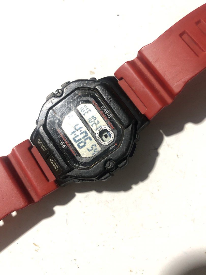 Casio WS 1400 H (Category: Men's Watches) located in Imus. Submitted by verjel-31076 (Listing ID 1469368610, Image 2). Description: working light scratch on glass no cracks on strap casio machine.