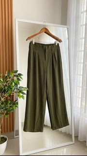 (Kategori: ) berada di . Dikirim oleh cachu.clothes (ID iklan 1469164447, Gambar 1). Deskripsi: .