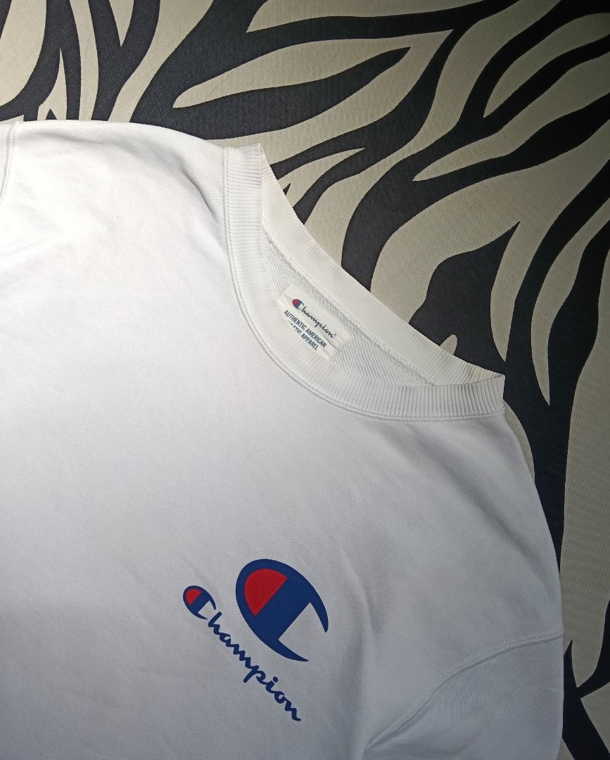 Champion White Sweatshirt Large (Category: Coats, Jackets and Outerwear) located in Caloocan City. Submitted by sonsanz (Listing ID 1469241446, Image 1). Description: Dims: 21.5 W - 26 L (Best fit Large) Issue: No Issue Negotiable! Meet up location: Around Pampanga Shipped: J&T or LBC (Shipping fee will be shouldered by the buyer) MOP: GCash.