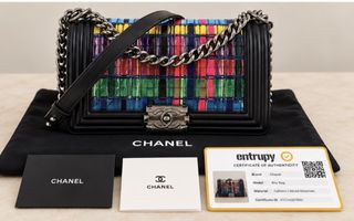 (Category: ) located in . Submitted by happyshopper212 (Listing ID 1469225451, Image 1). Description: .