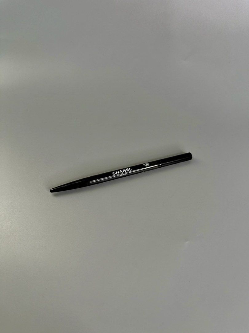 Chanel Stylo Eyebrow Microfine Defining Pencil (Category: Makeup) located in Manila. Submitted by msjanica (Listing ID 1469184086, Image 1). Description: •𝗖𝗵𝗮𝗻𝗲𝗹 𝗦𝘁𝘆𝗹𝗼 𝗘𝘆𝗲𝗯𝗿𝗼𝘄 𝗠𝗶𝗰𝗿𝗼𝗳𝗶𝗻𝗲 𝗗𝗲𝗳𝗶𝗻𝗶𝗻𝗴 𝗣𝗲𝗻𝗰𝗶𝗹. 🏷️₱1,800. - brand new no box. - 100% guaranteed authentic. - shade: 158 - brun profond. - no paperbag included. - no more last price. rfs: extra lang to. 📍Location: Pandacan, Manila. — can ship natuonwide